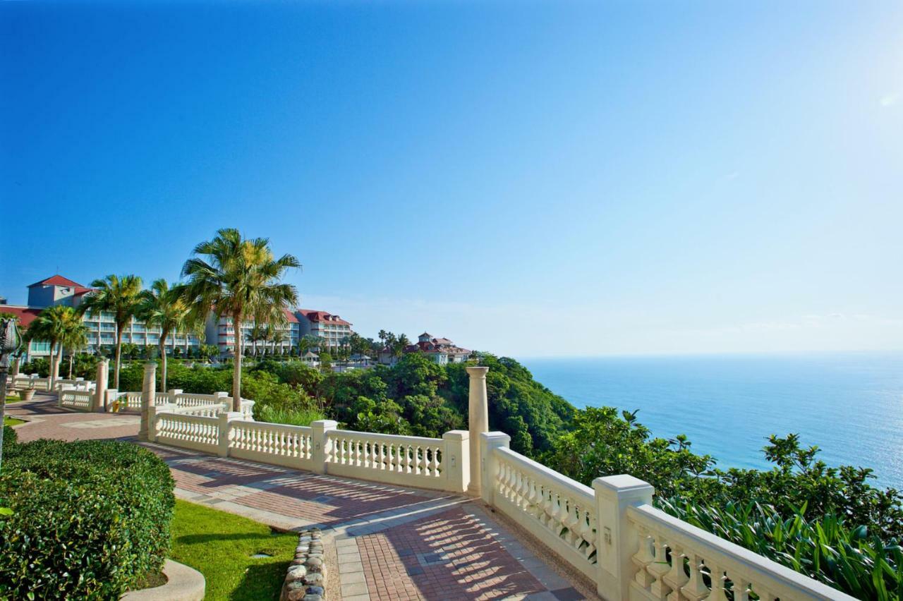 Hualien Farglory Hotel Yanliau Exterior foto View of the resort